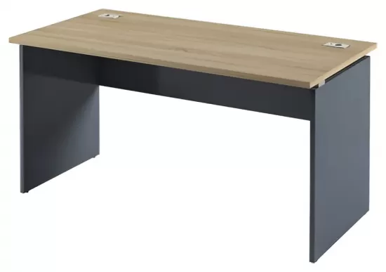 Стол прямой с заглушками кабель-канала