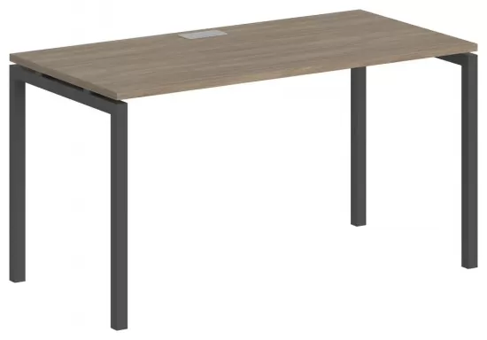 Стол на металлокаркасе 40х40